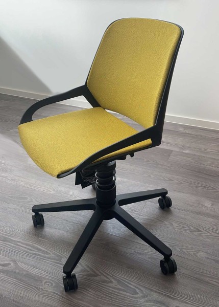 Aeris Numo Task ergonomischer Drehstuhl mit Federbein schwarz/gelb