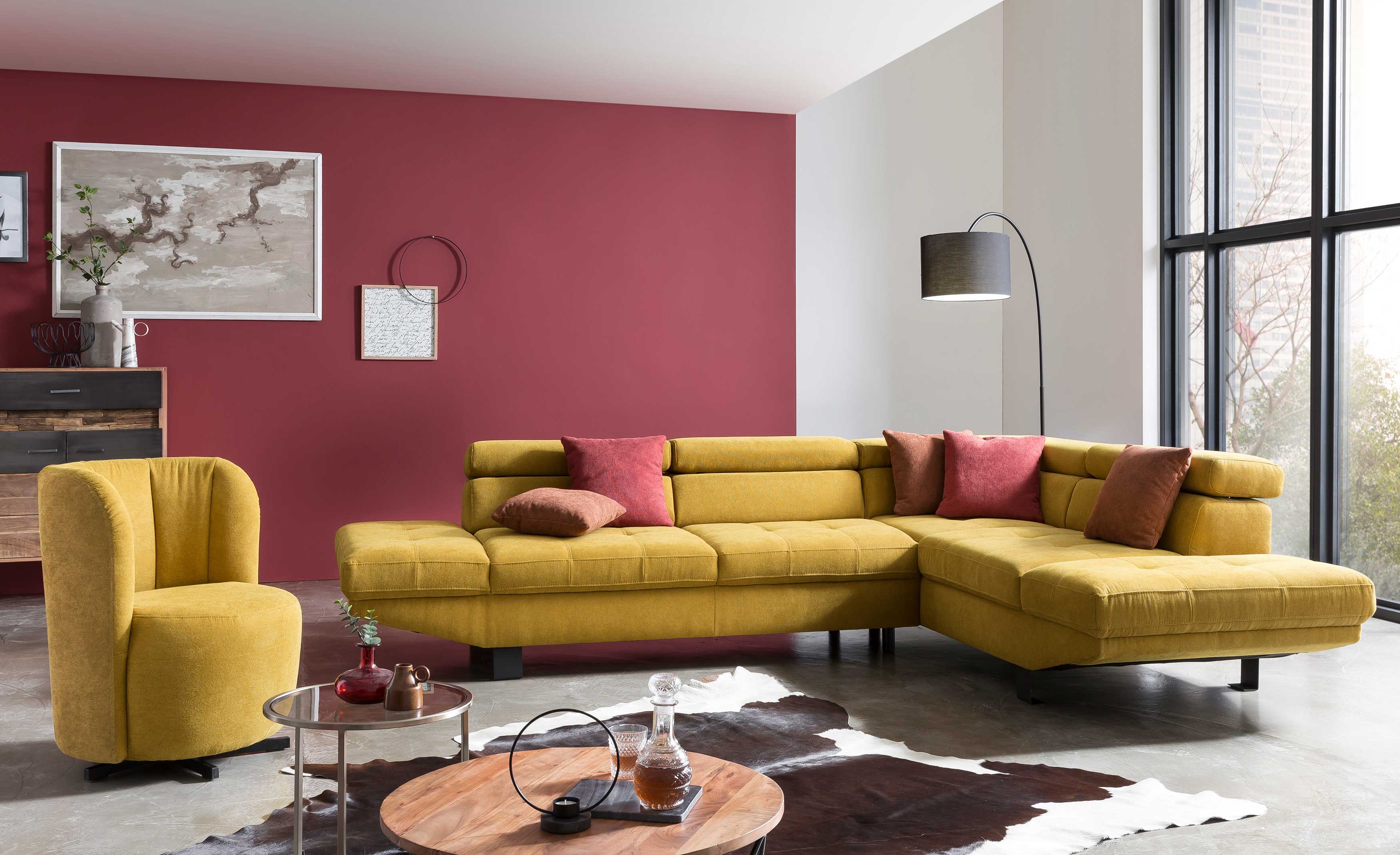 D&N Svendborg modernes Sofa mit Recamiere Kopfteile verstellbar Webstoff gelb