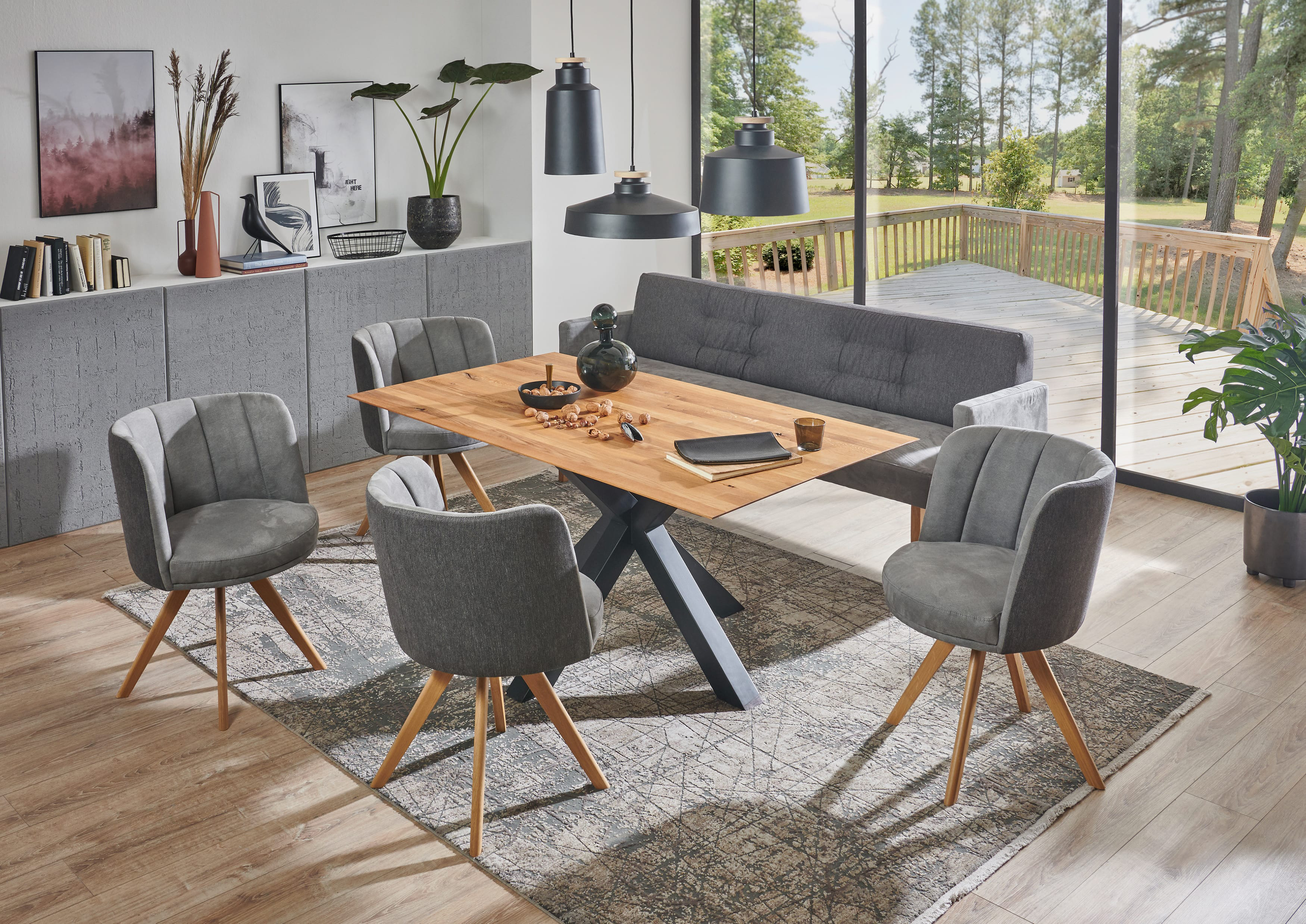 Standard Furniture Tischgruppe mit Esstisch Bologna eiche rustikal und Stühlen Palma