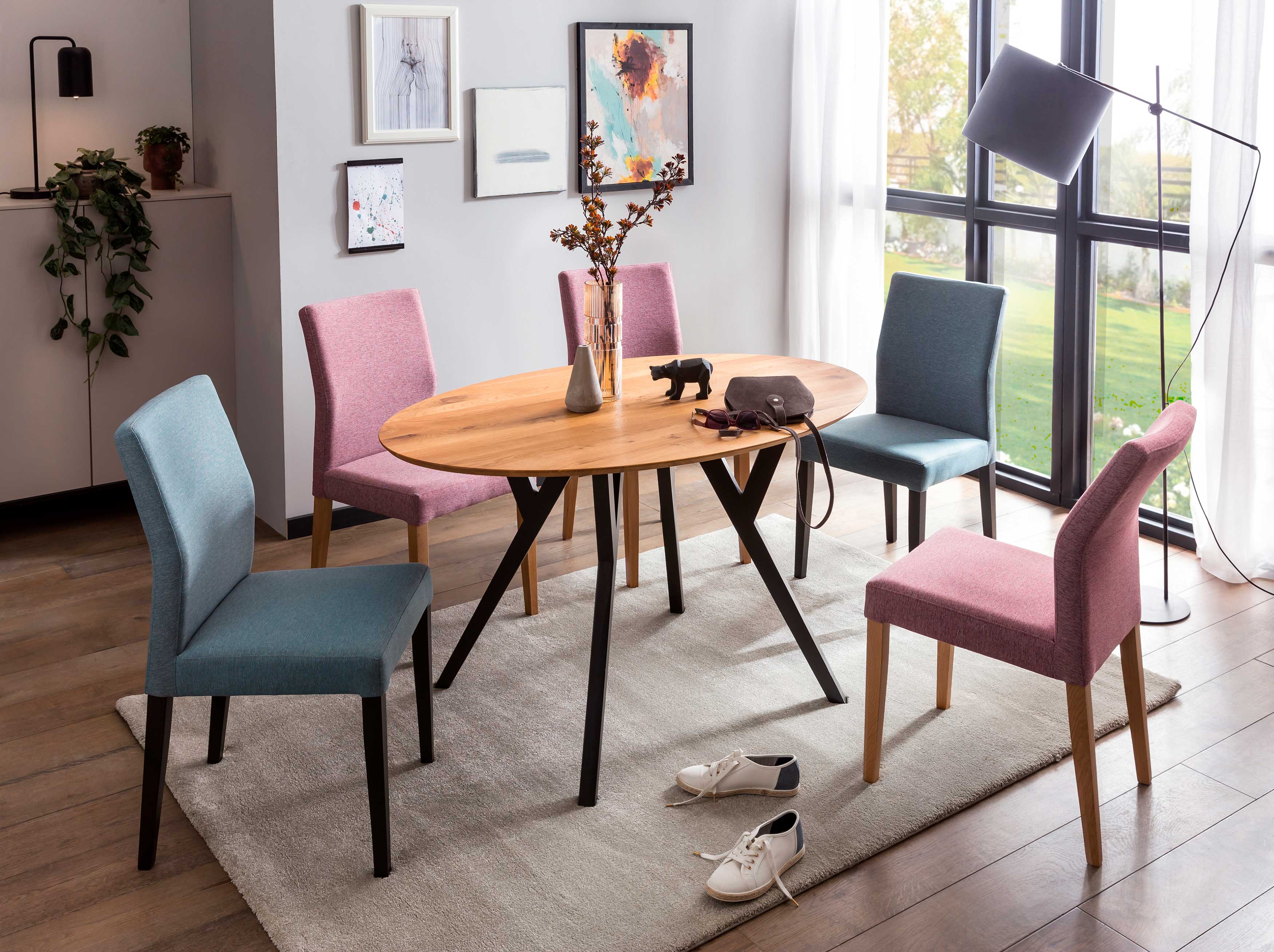 Standard Furniture Essgruppe eiche mit Tisch mak und Stühlen Skagen