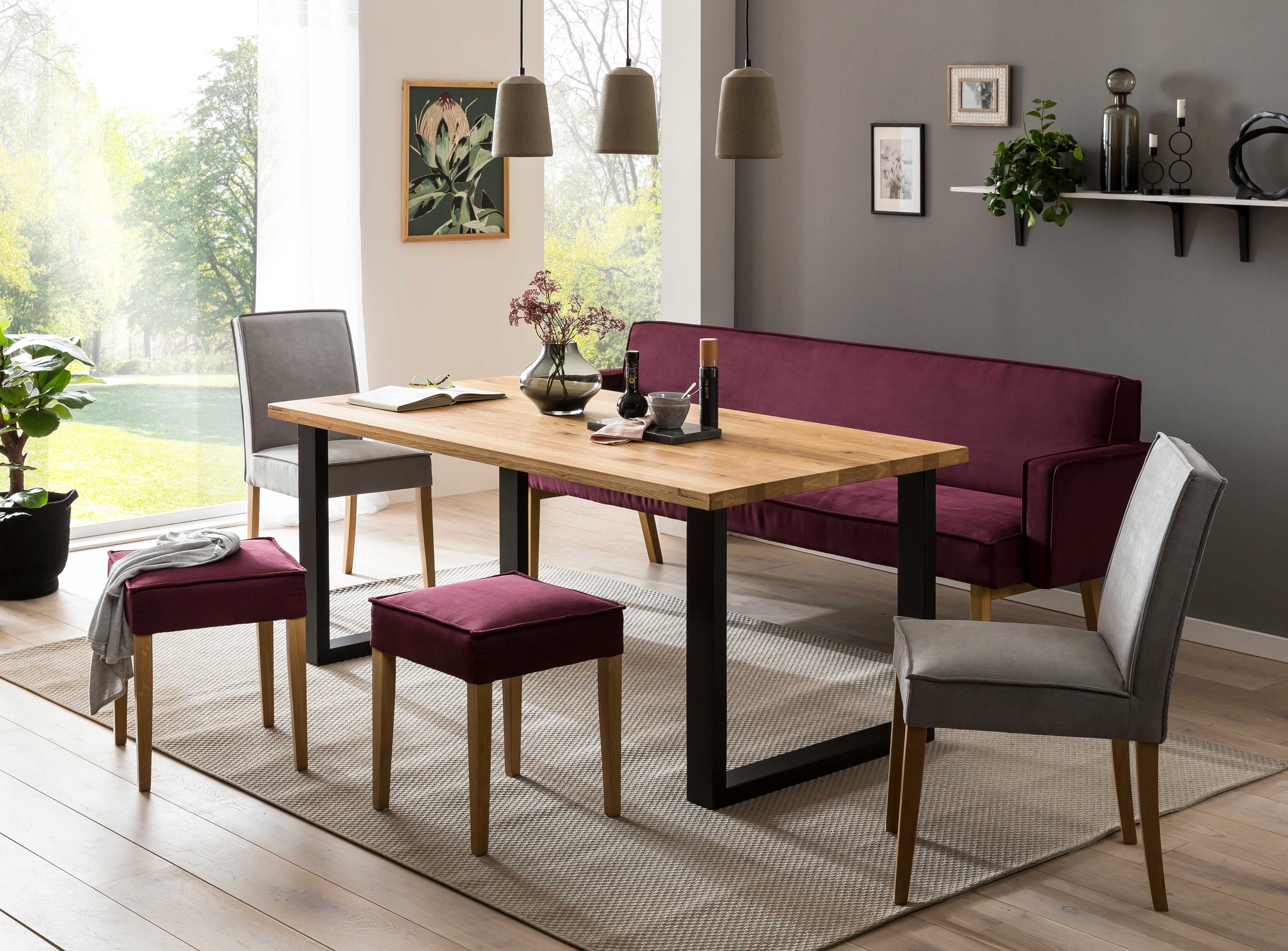 Standard Furniture Tischgruppe mit Randels Massivholztisch und sitzmöbel Lagos