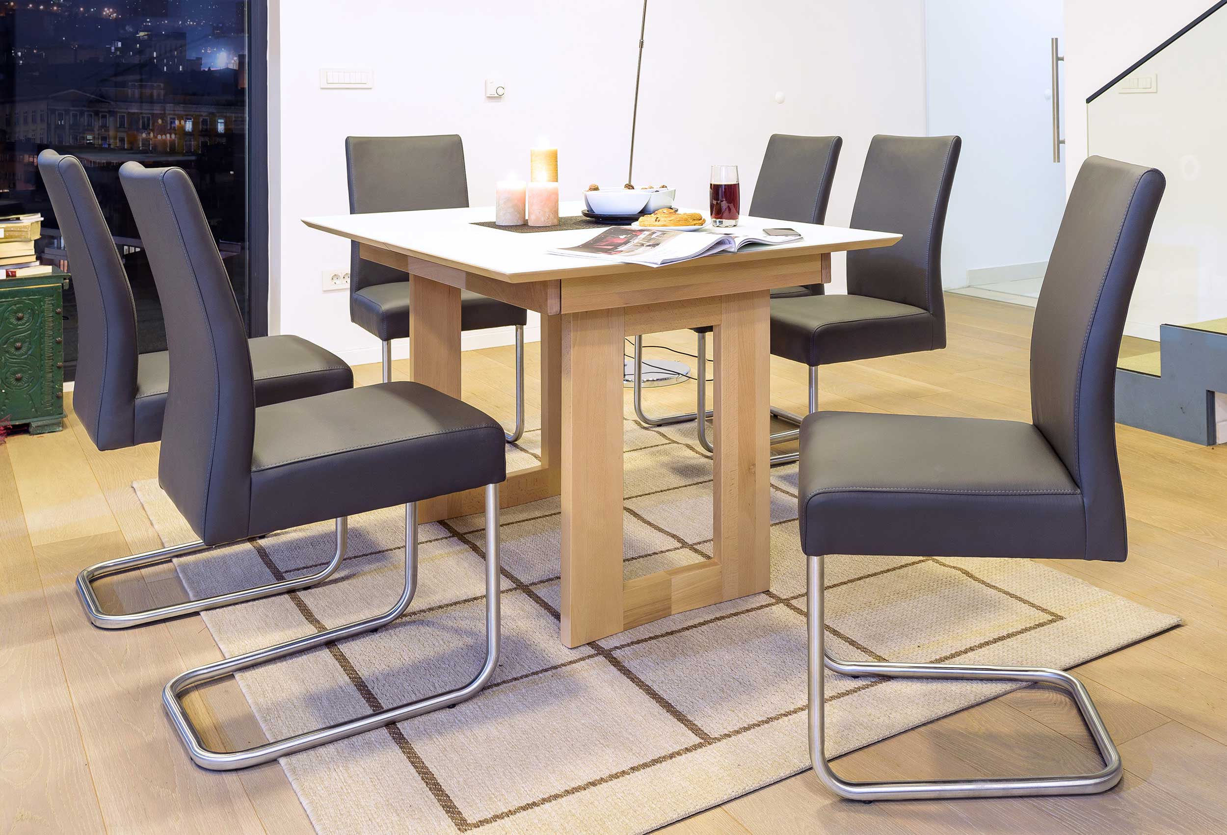 Standard Furniture Komforto Massivholz Esstisch kernbuche mit Glasplatte